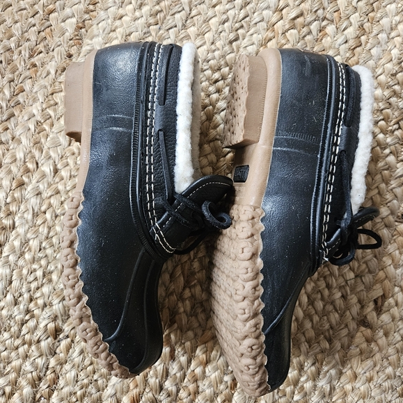Women's L.L. Bean Boots Rubber Mocs Black Size 8 - Picture 3 of 7